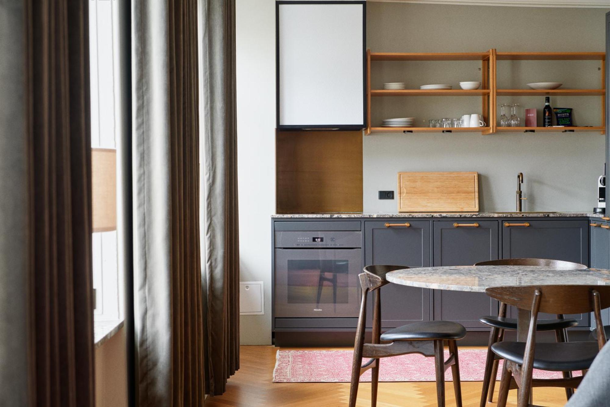 One-Bedroom Apartment,1516323289:JPEG